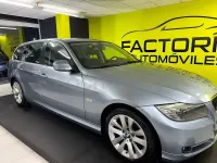 Usado BMW 318 143 CV (105 kW) 2011 Azul Familiar