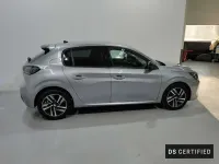 Usado Peugeot 208 Allure 101 CV (74 kW) 2023 Gris Utilitario