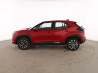 Usado Toyota Yaris Cross Active 116 CV (85 kW) 2022 Rojo SUV