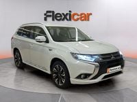 Usado Mitsubishi Outlander P-HEV 203 CV (149 kW) 2018 Blanco SUV