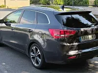 Usado Kia Ceed Sportswagon GT-Line 136 CV (100 kW) 2017 Gris / plata Familiar