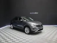 Usado VW T-Roc Life 110 CV (80 kW) 2022 Gris SUV