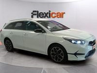 Usado Kia Ceed Style 100 CV (73 kW) 2025 Blanco Utilitario