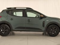 Usado Dacia Sandero Extreme 100 CV (73 kW) 2025 Verde Berlina