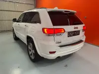 Usado Jeep Grand Cherokee Overland 250 CV (183 kW) 2013 Blanco SUV