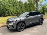 Usado Renault Austral Techno Esprit Alpine 158 CV (116 kW) 2023 Gris / plata SUV
