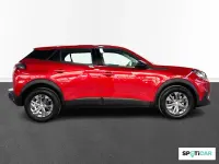 Usado Peugeot 2008 Active 100 CV (73 kW) 2022 Rojo SUV
