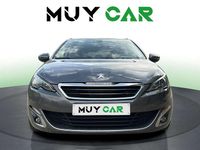 Usado Peugeot 308 SW Allure 131 CV (96 kW) 2017 Plateado Familiar