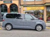Usado VW Multivan Style 218 CV (160 kW) 2022 Gris / plata Monovolumen