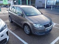 Usado VW Touran 170 CV (125 kW) 2007 Gris / plata Monovolumen