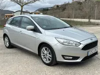 Usado Ford Focus Trend 125 CV (91 kW) 2016 Blanco Berlina