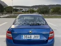Usado Skoda Octavia Ambition 105 CV (77 kW) 2015 Azul Familiar