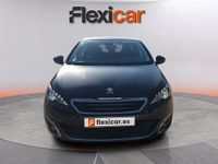 Usado Peugeot 308 Allure 120 HP (88 kW) 2017 Amarelo Sedan