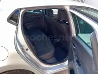 Usado Renault Clio IV LIMITED 90 CV (66 kW) 2017 Gris / plata Berlina