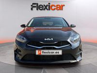 Usado Kia Ceed 136 CV (100 kW) 2023 Negro Utilitario