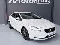 Usado Volvo V40 Kinetic 120 CV (88 kW) 2019 Blanco Berlina