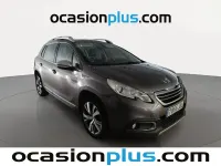 Usado Peugeot 2008 Allure 120 CV (88 kW) 2015 Gris SUV