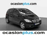 Usado Mercedes A180 Avantgarde 109 CV (80 kW) 2010 Negro Utilitario