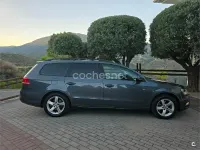 Usado VW Passat Edition 140 CV (102 kW) 2014 Azul Familiar