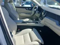 Usado Volvo XC60 Ultra 350 CV (257 kW) 2024 Azul SUV
