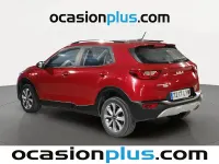 Usado Kia Stonic 100 CV (73 kW) 2022 Rojo SUV