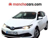 Usado Toyota Auris Hybrid Business Edition 136 CV (100 kW) 2018 Blanco Berlina