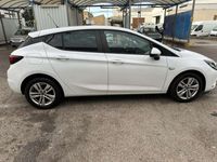 usado Opel Astra 1.6CDTi S/S Selective Pro 110