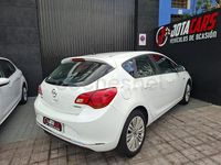 Usado Opel Astra Excellence 140 CV (102 kW) 2015 Blanco Berlina
