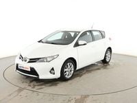 Usado Toyota Auris 132 CV (97 kW) 2015 Blanco Berlina