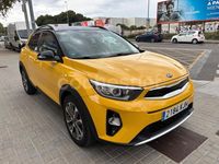 Usado Kia Stonic 136 CV (100 kW) 2018 Amarillo SUV