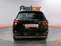 Usado Skoda Karoq SportLine 150 CV (110 kW) 2021 Negro SUV