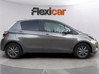 Usado Toyota Yaris Active 69 CV (50 kW) 2020 Verde Utilitario