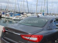 Usado Maserati Quattroporte GranLusso 430 CV (316 kW) 2018 Gris / plata Berlina
