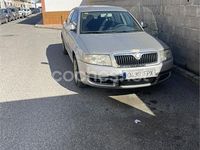 Usado Skoda Superb 115 CV (84 kW) 2007 Gris / plata Berlina