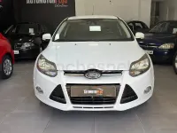 Usado Ford Focus Titanium 115 CV (84 kW) 2012 Blanco Berlina