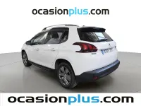 Usado Peugeot 2008 Style 110 CV (80 kW) 2016 Blanco SUV