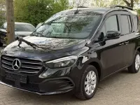 Usado Mercedes 180 116 CV (85 kW) 2023 Negro Berlina