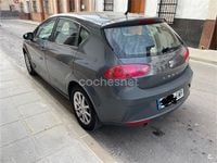 Usado Seat Leon Ecomotive 105 CV (77 kW) 2009 Gris / plata Berlina