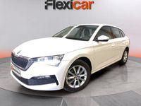 Usado Skoda Scala Ambition 110 CV (80 kW) 2021 Blanco Utilitario