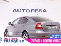 Usado Skoda Octavia Elegance 105 CV (77 kW) 2013 Gris Berlina