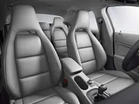 Usado Mercedes CLA200 136 CV (100 kW) 2018 Gris Coupe