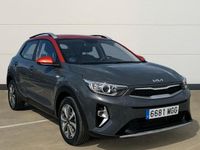 Usado Kia Stonic 100 CV (73 kW) 2023 Gris SUV