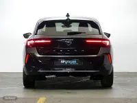Usado Opel Astra Elegance 130 CV (95 kW) 2023 Negro Utilitario
