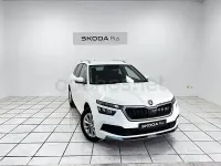 Usado Skoda Kamiq Selection 116 CV (85 kW) 2025 Blanco SUV
