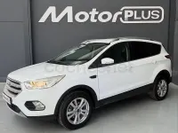 Usado Ford Kuga Trend 120 CV (88 kW) 2019 Blanco SUV
