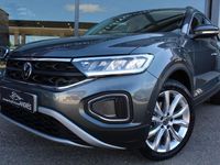 Usado VW T-Roc Life 150 CV (110 kW) 2023 Gris / plata SUV
