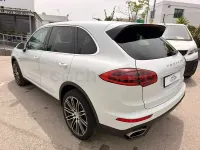 Usado Porsche Cayenne 262 CV (192 kW) 2017 Blanco SUV