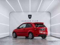 Usado Ford Fiesta Sport 101 CV (74 kW) 2005 Utilitario