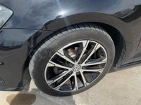 Usado VW Golf VII Advance 116 CV (85 kW) 2015 Negro Berlina