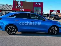 Usado Kia ProCeed GT-Line 160 CV (117 kW) 2023 Azul Familiar